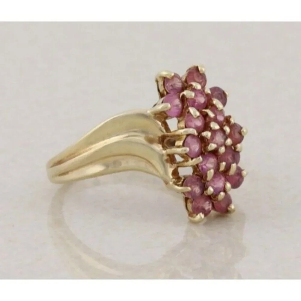 10k Yellow Gold Natural Ruby Cluster Flower Ring Size 6 - Picture 4 of 7
